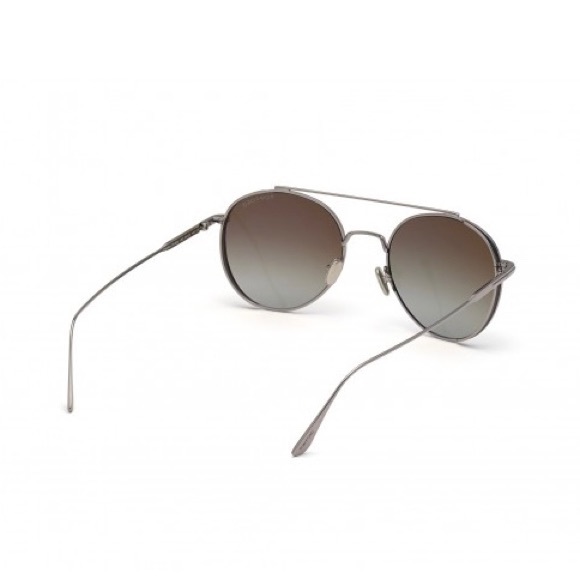 Tom Ford
DECLAN FT 0826
Shiny Light Ruthenium/Green Unisex Sunglasses TF826-F - Picture 6 of 7